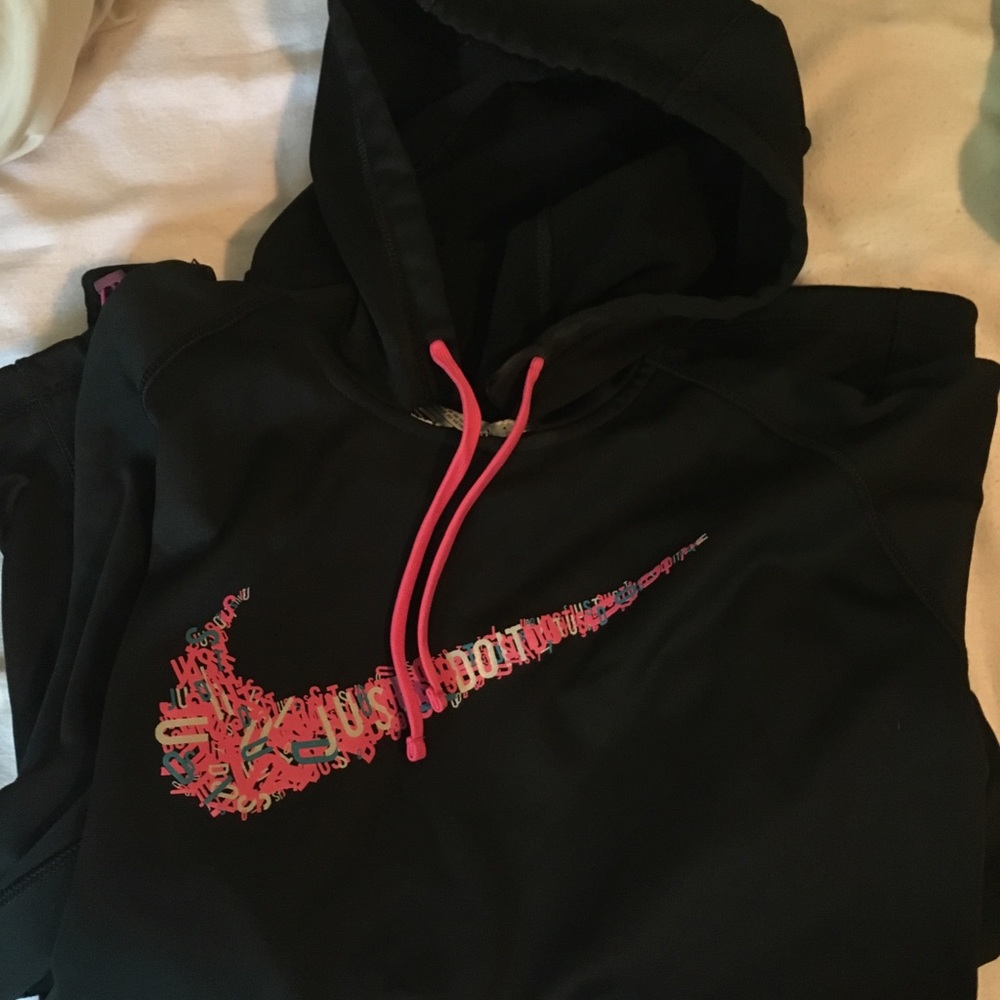 Nike sweatshirt